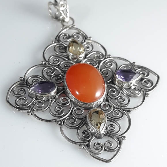 Handcrafted Natural Carnelian and Silver Pendant - Picture 2 of 3